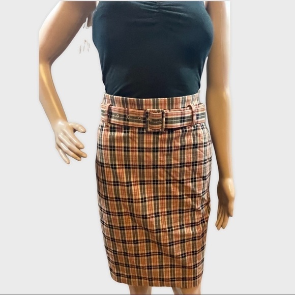 ANN Taylor factory plaid skirt. Size 4 petite - Picture 2 of 9